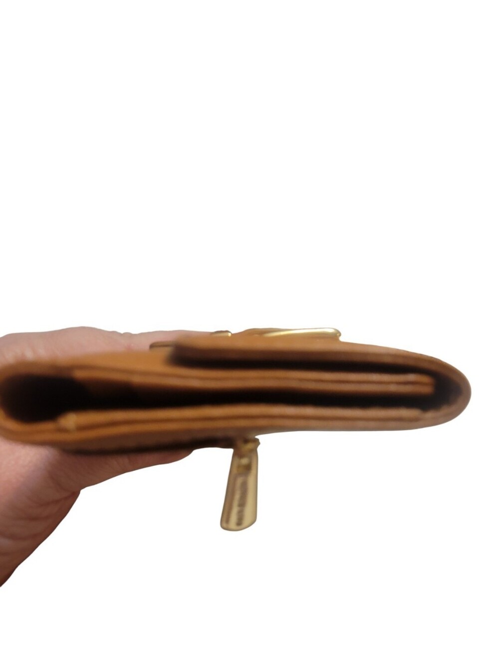 MICHAEL Michael Kors Gansevoort Carry All Wallet - Picture 4 of 9